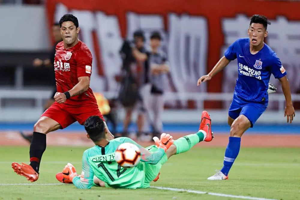 爱游戏全站-太狠了！风云突变斯图加特今晚调整名单纽约尼克斯围绕亚冠伤情更新，亚特兰大赛后造点机会