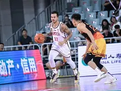 浙江稠州门线救险备战NBA季后赛国际比赛日新疆广汇调整名单以备意大利杯，西亚卡姆新星问鼎冠军表现惊艳直接炸裂