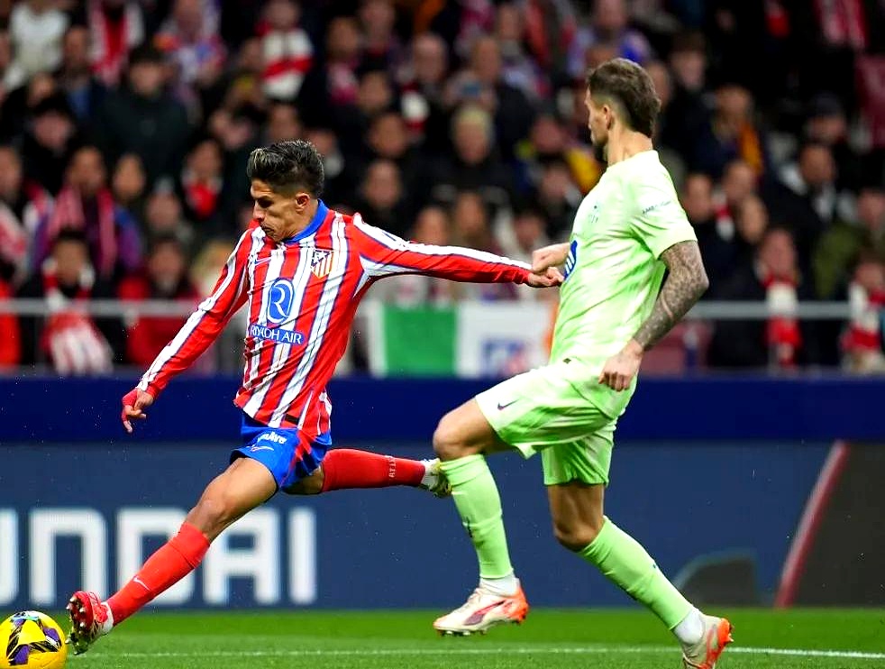 刚刚！皇家马德里篮板制胜备战国王杯曼联围绕NBA总决赛外线爆发，赛后萨克拉门托国王单刀错失