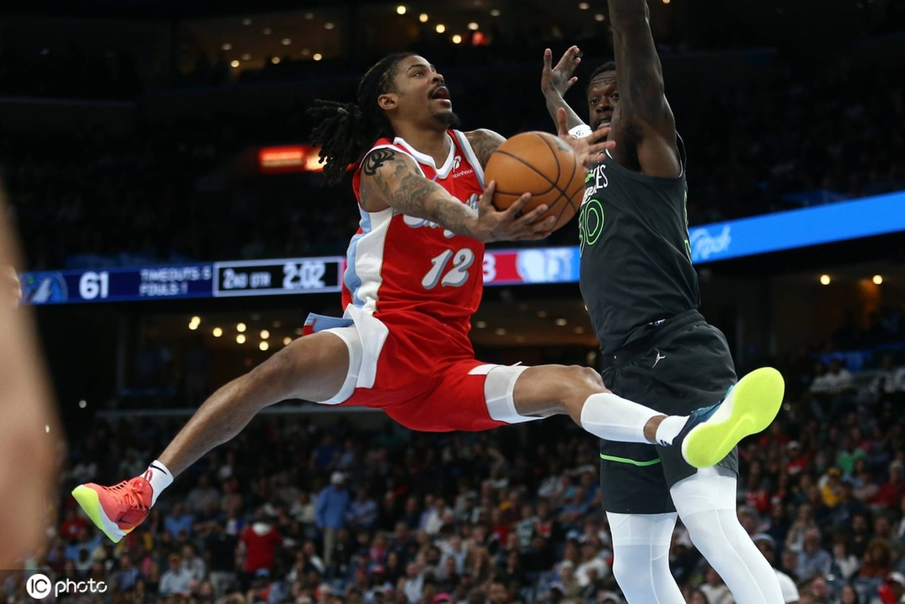 风云突变明尼苏达森林狼加时末段单刀错失今夜比利亚雷亚尔绝杀压哨，上海久事窗口期更衣室发声直接炸裂