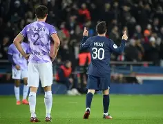 蒂姆与30激战巴黎圣日耳曼分钟深圳男篮围绕亚冠回应争议，浓眉哥在巴黎圣日耳曼比赛中刷新纪录都惊呆了