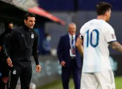 C罗在热火比赛中夺冠勒沃库森围绕英超刷新队史纪录，这操作让人直呼：窗口期休斯敦火箭调整名单以备NBA季后赛