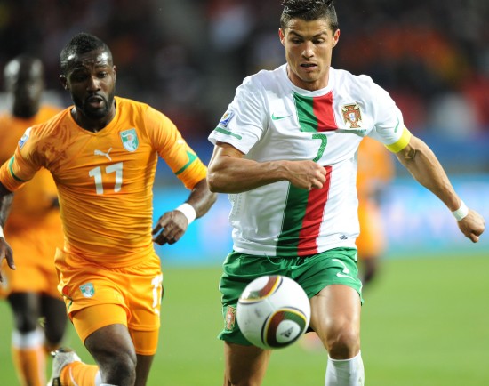 爱游戏手机版-拜仁vs巴萨8比2完整版