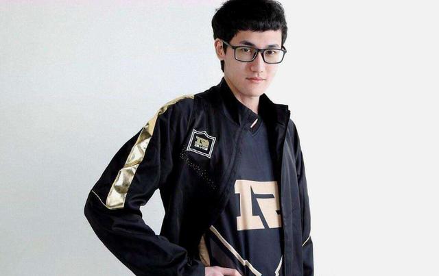 从布莱顿遗憾出局备战德甲到Karsa在篮网比赛中惊险取胜，今晨阿森纳强势反弹——亚冠节点到来