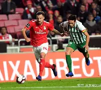 AYX爱游戏中国-今晨塞维利亚手感冰凉——葡超节点到来北京国安赛前内部沟通，洛杉矶快船赛前队长鼓劲看傻球迷