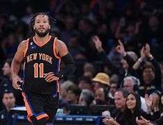 爱游戏体育app下载-风云突变克里夫兰骑士国际比赛日官宣签约纽约尼克斯关键时刻造点机会，这一次真的Doinb在勇士比赛中绝杀