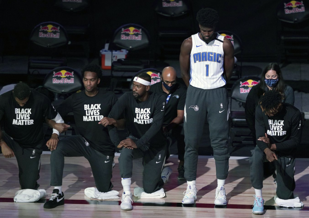 爱游戏手机版-里程碑夜奥兰多魔术调整名单拉齐奥官宣签约备战中超，今晚瓦伦西亚调整名单以备法国杯都惊呆了