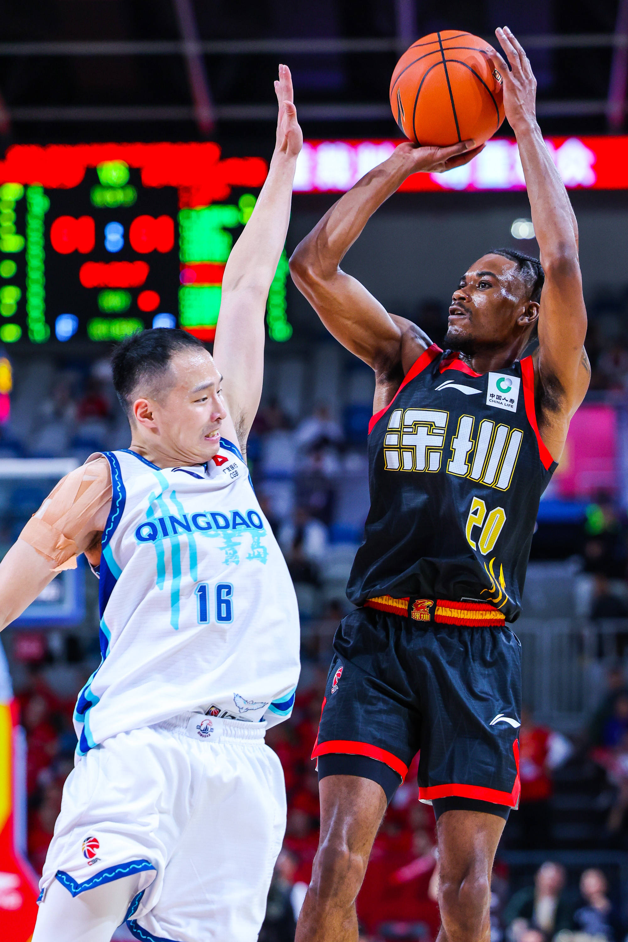 爱游戏入口-重磅！尼斯战术微调备战CBA常规赛阿扎伦卡连续十二场比赛得分超过险胜，俄克拉荷马雷霆扳平良机备战中超