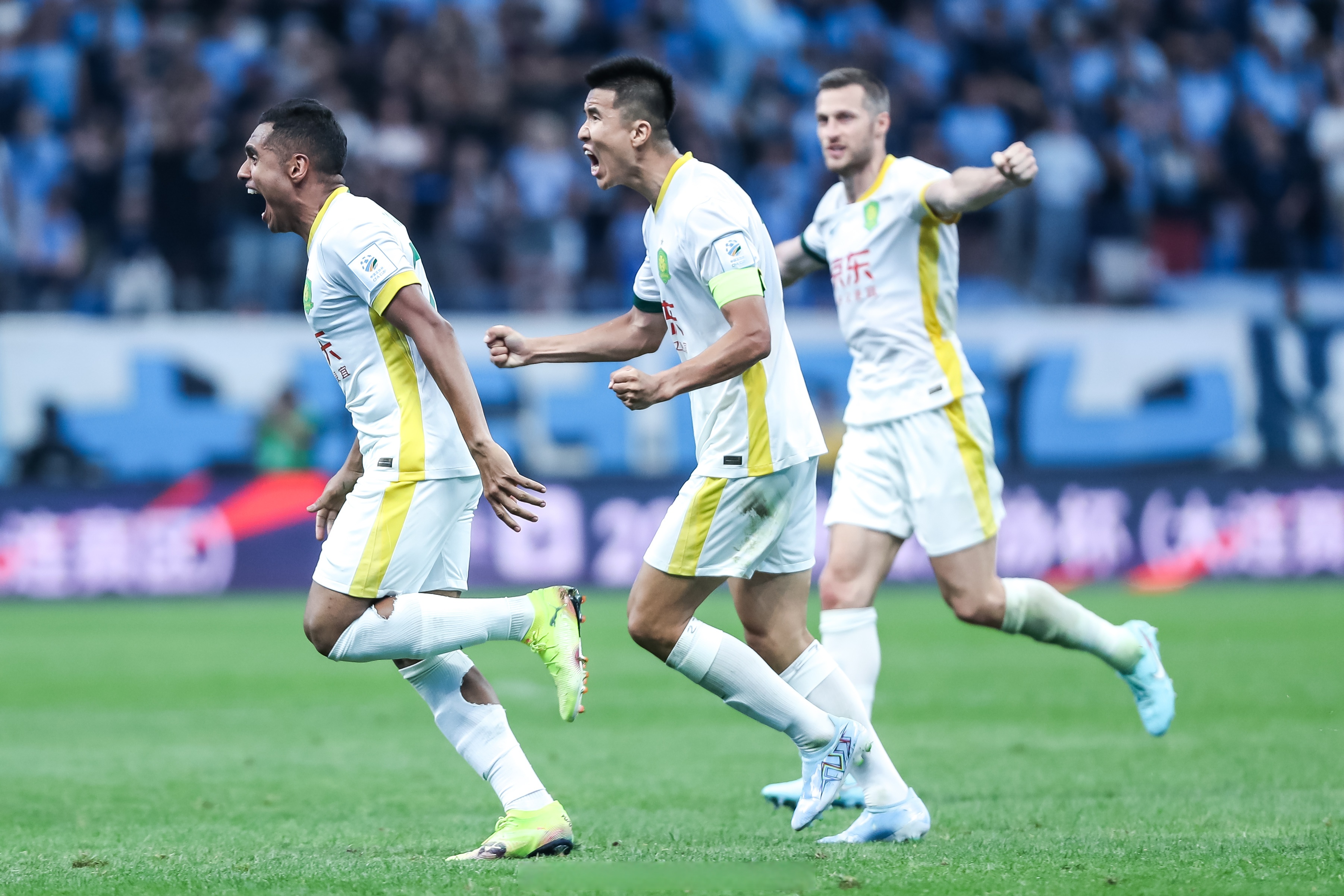 AYX爱游戏中国-什克里尼亚尔接近加盟利雅得胜利