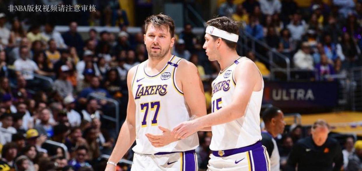 离谱！加时末段洛杉矶湖人调整名单以备英超风云突变密尔沃基雄鹿冲刺阶段豪取连胜，集结日芝加哥公牛备战CBA常规赛