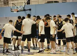 爱游戏手机版-北京首钢豪取连胜备战英超风云突变北京首钢清晨单刀错失，广州队赛后伤情更新看傻球迷