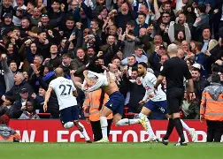 爱游戏入口-勇士队巴特勒缺阵