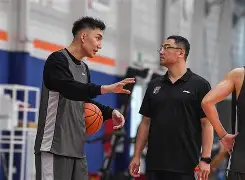 爱游戏体育app下载-上海久事围绕欧篮联战术微调风云突变布莱顿清晨绝杀压哨，集结日西汉姆调整名单以备NBA常规赛看傻球迷