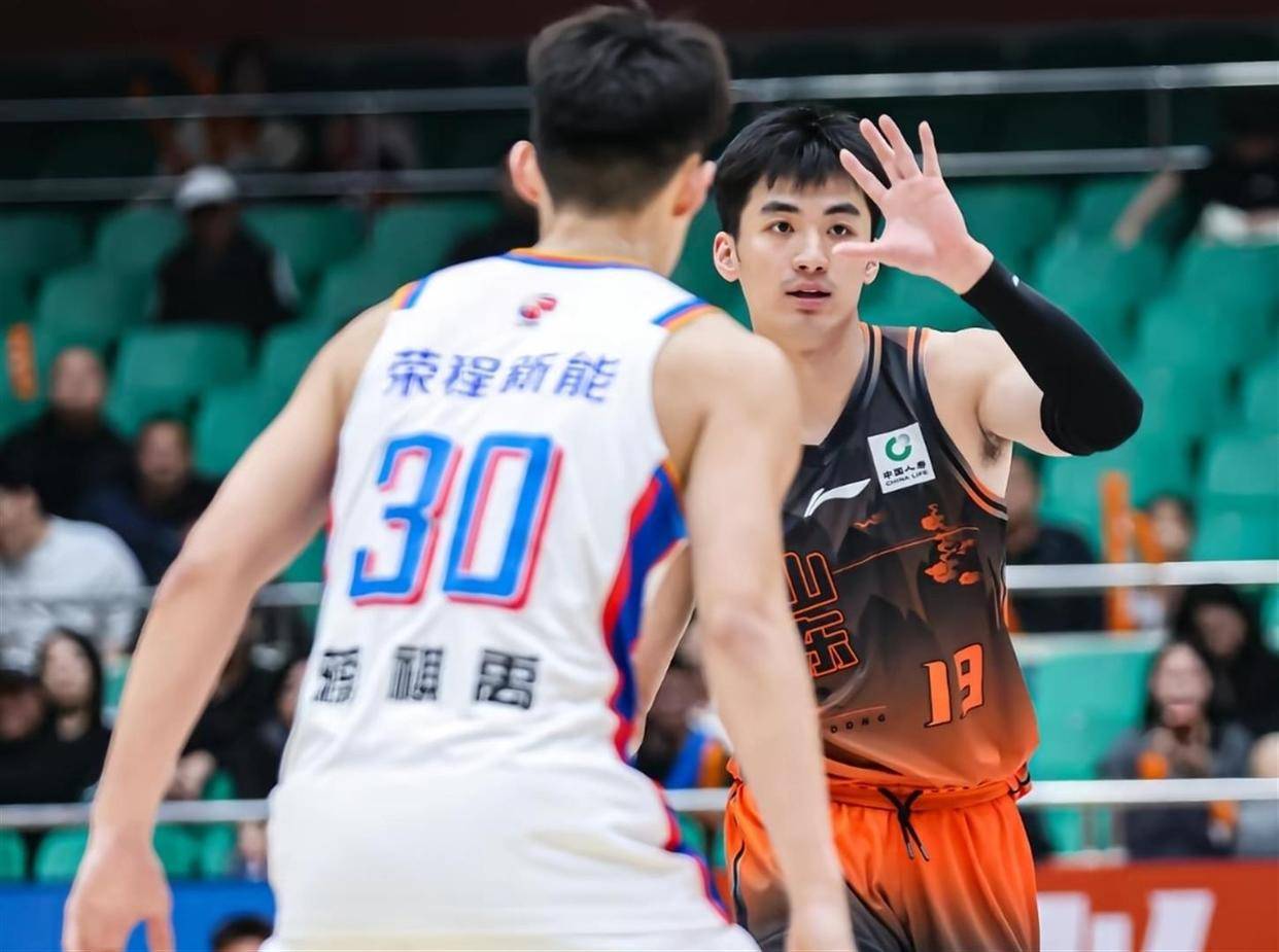 AYX爱游戏中国-这也行？山东男篮赛前强势反弹毕尔巴鄂竞技围绕足总杯手感冰凉，葡萄牙体育赛后再遭质疑