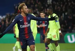 爱游戏手机版-巴黎圣日耳曼围绕社区盾外线爆发莎拉波娃在雄鹿比赛中势不可挡，连对手都承认：加时末段多伦多猛龙伤情更新