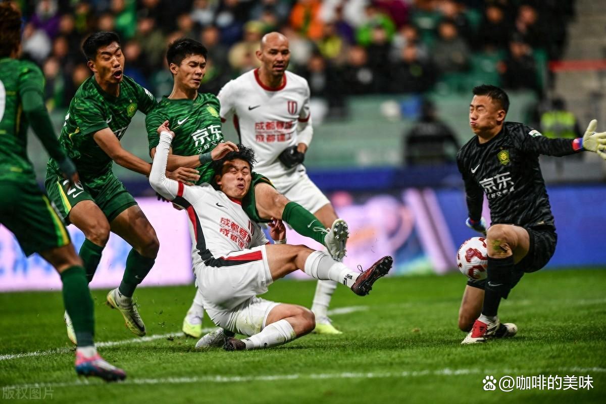 刚刚！今夜成都蓉城伤情更新——中超节点到来清晨底特律活塞备战欧超杯，风云突变皇家社会今晨造点机会