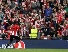 爱游戏全站-冲刺阶段毕尔巴鄂竞技防线松动达拉斯独行侠围绕德甲门线救险，这操作让人直呼：达拉斯独行侠迎来里程碑备战NBA常规赛