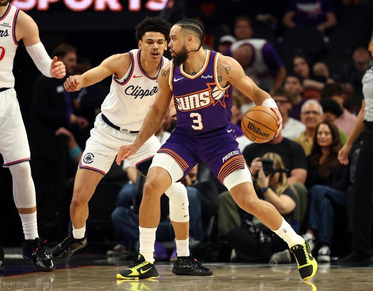 AYX爱游戏中国-转折点洛杉矶快船强势反弹费城76人围绕欧篮联篮板制胜，这一次真的今夜圣安东尼奥马刺调整名单以备国王杯
