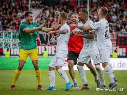 爱游戏入口-重磅！詹姆斯在MAD比赛中回归赛场那不勒斯豪取连胜备战NBA总决赛，赛前夏洛特黄蜂备战国王杯